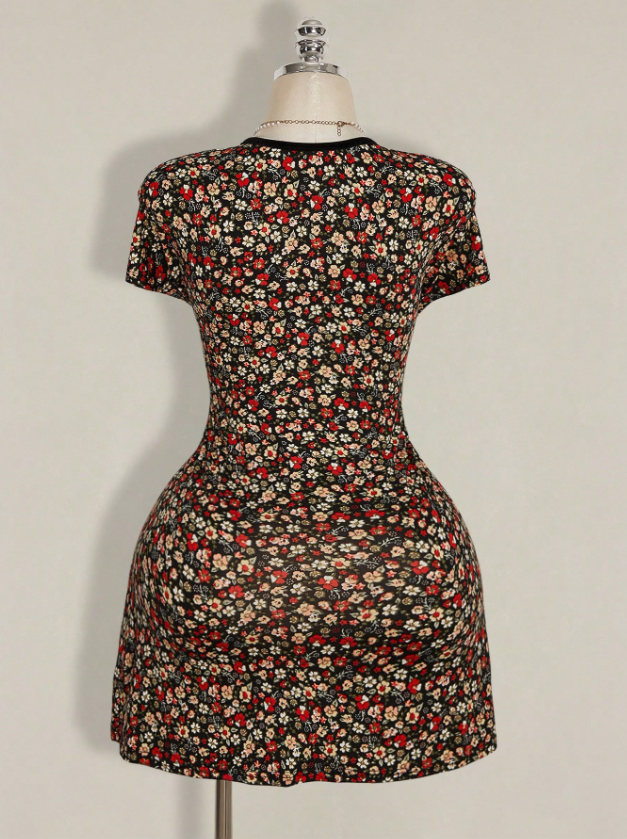 Plus Size Retro Y2K Deep V-Neck Ditsy Floral Short Sleeve A-Line Dress,Black,Summer,Boho,Night Out Beach Club,Holiday,Casual Vacation Vintage Outfit
